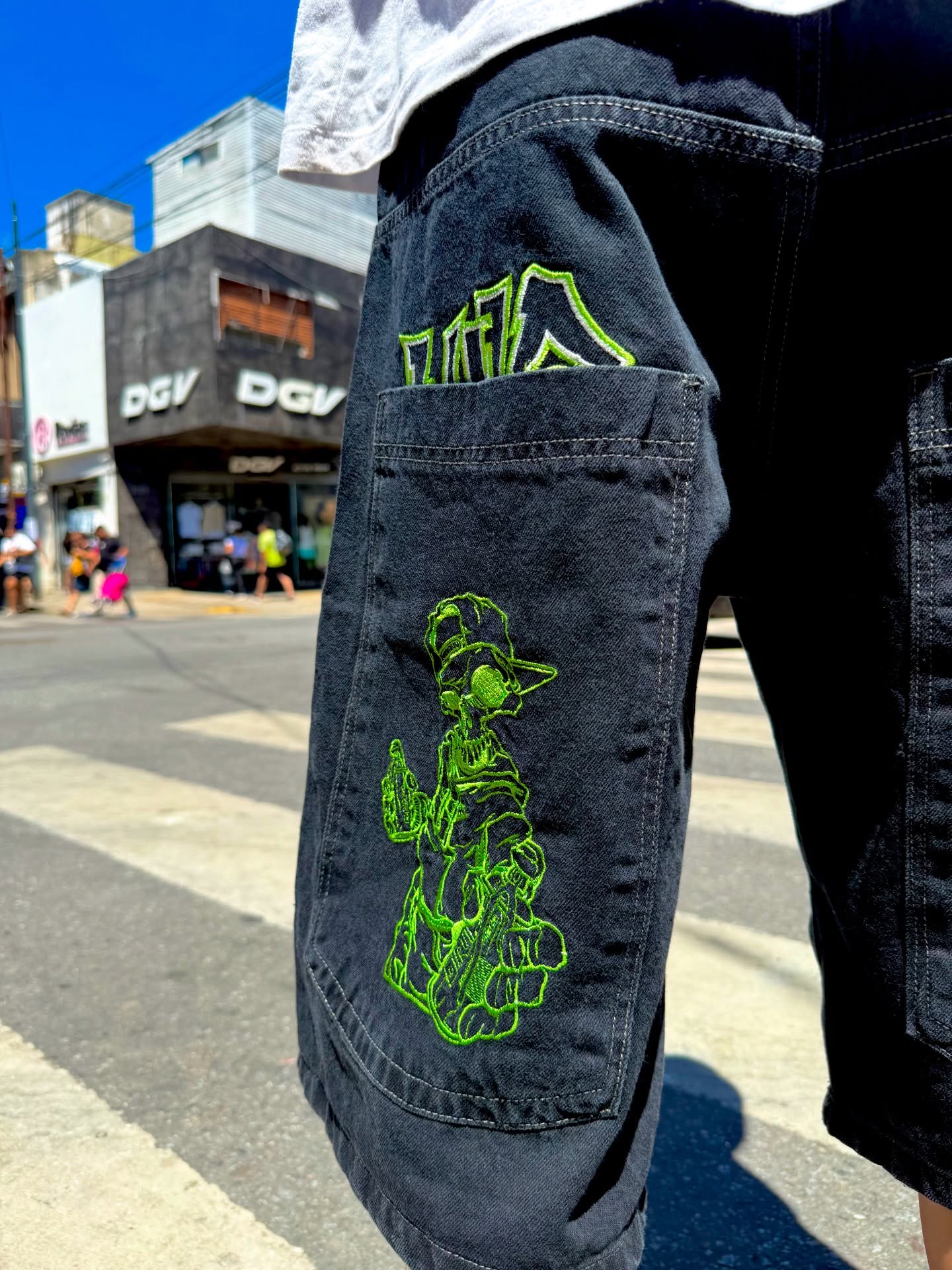 Y2K Green Skull Denim Short Je - đánh giá và giá Embroidery On Jeans